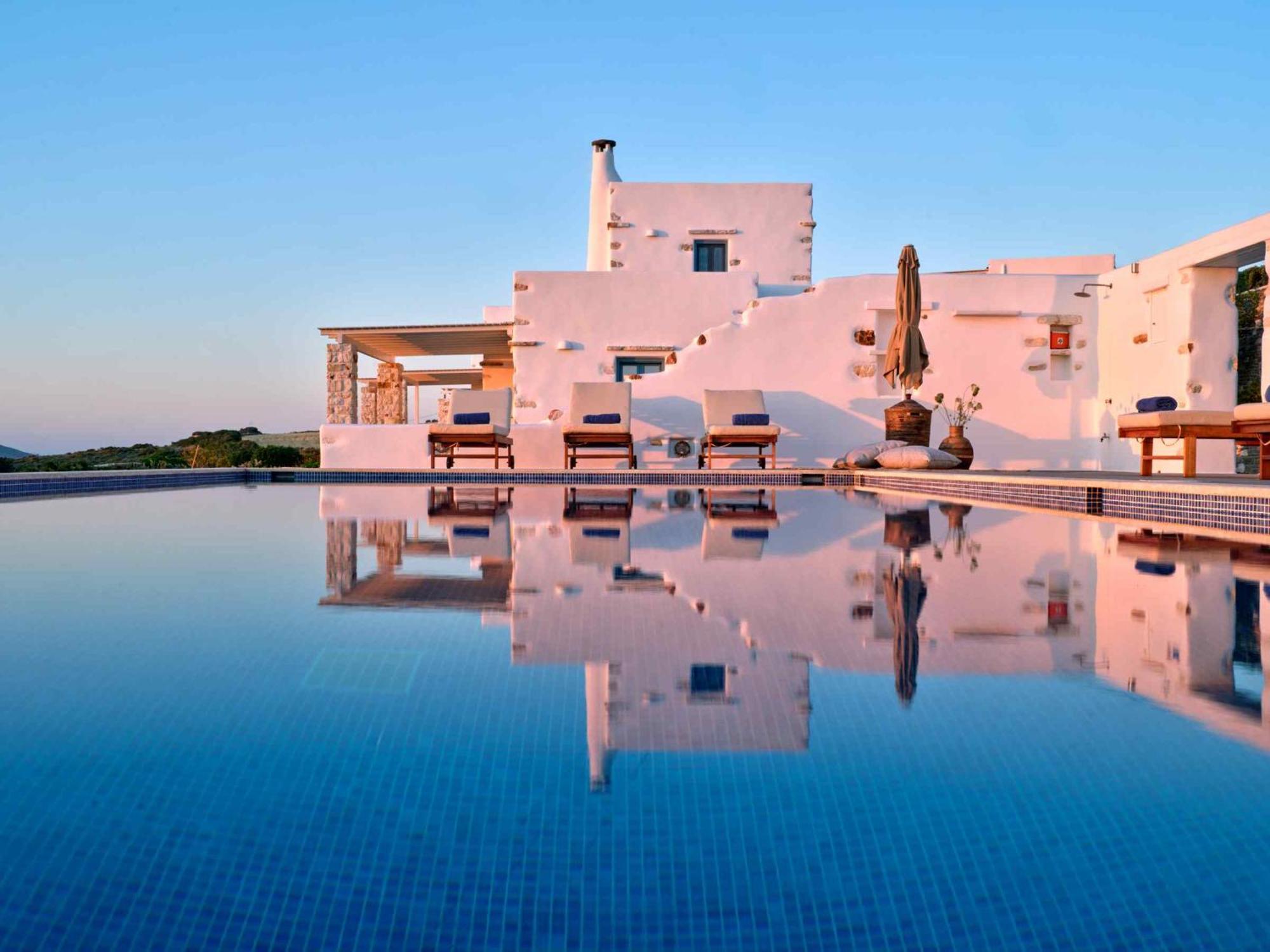 Luxurious Villa Pactia Amazing Pool Isterni  Eksteriør billede