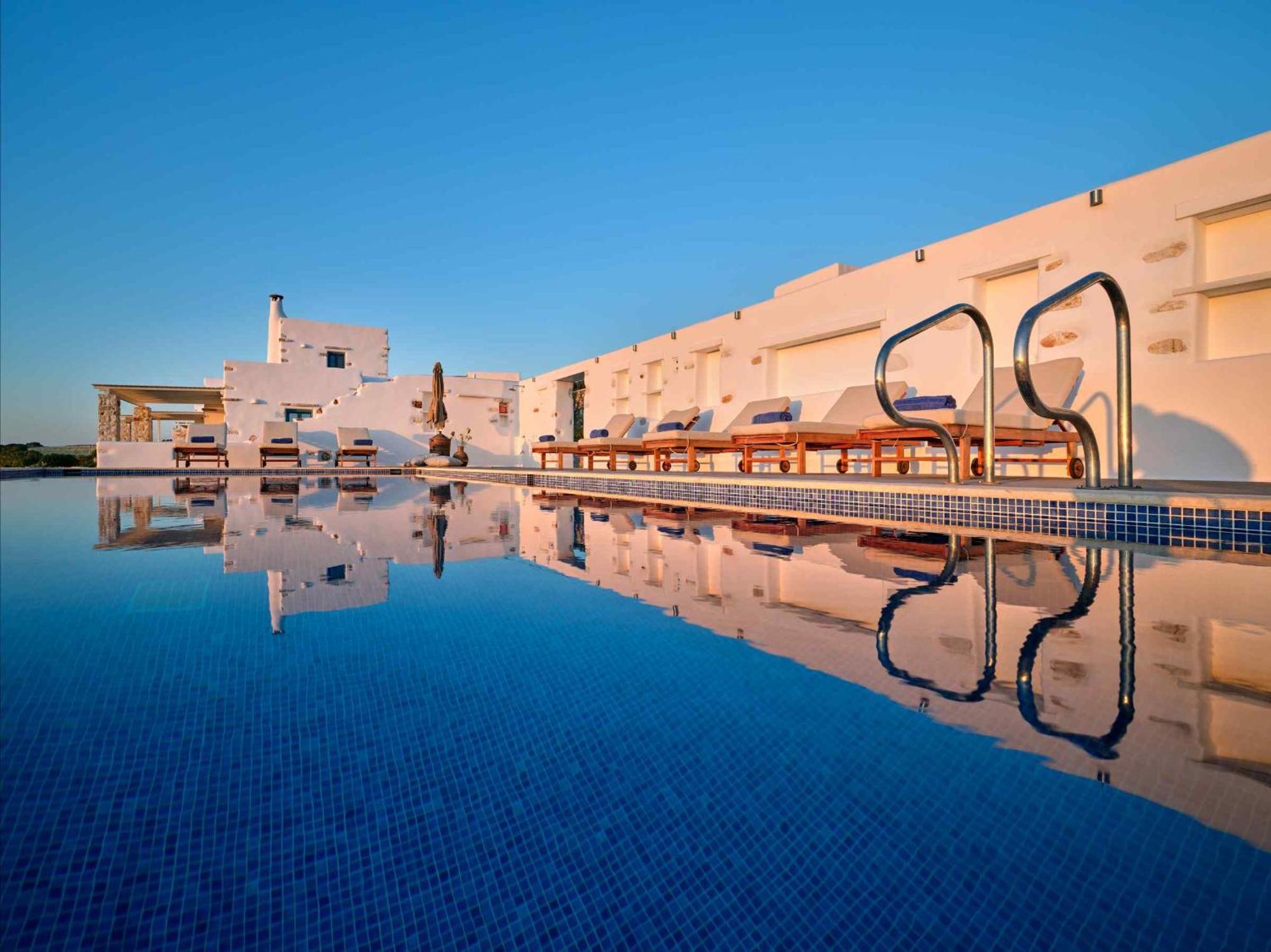 Luxurious Villa Pactia Amazing Pool Isterni  Eksteriør billede