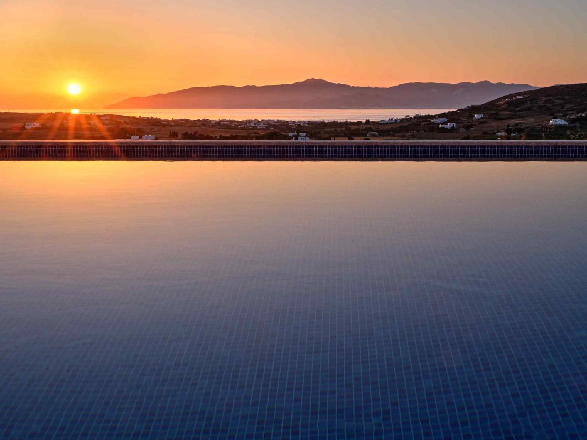 Luxurious Villa Pactia Amazing Pool Isterni  Eksteriør billede