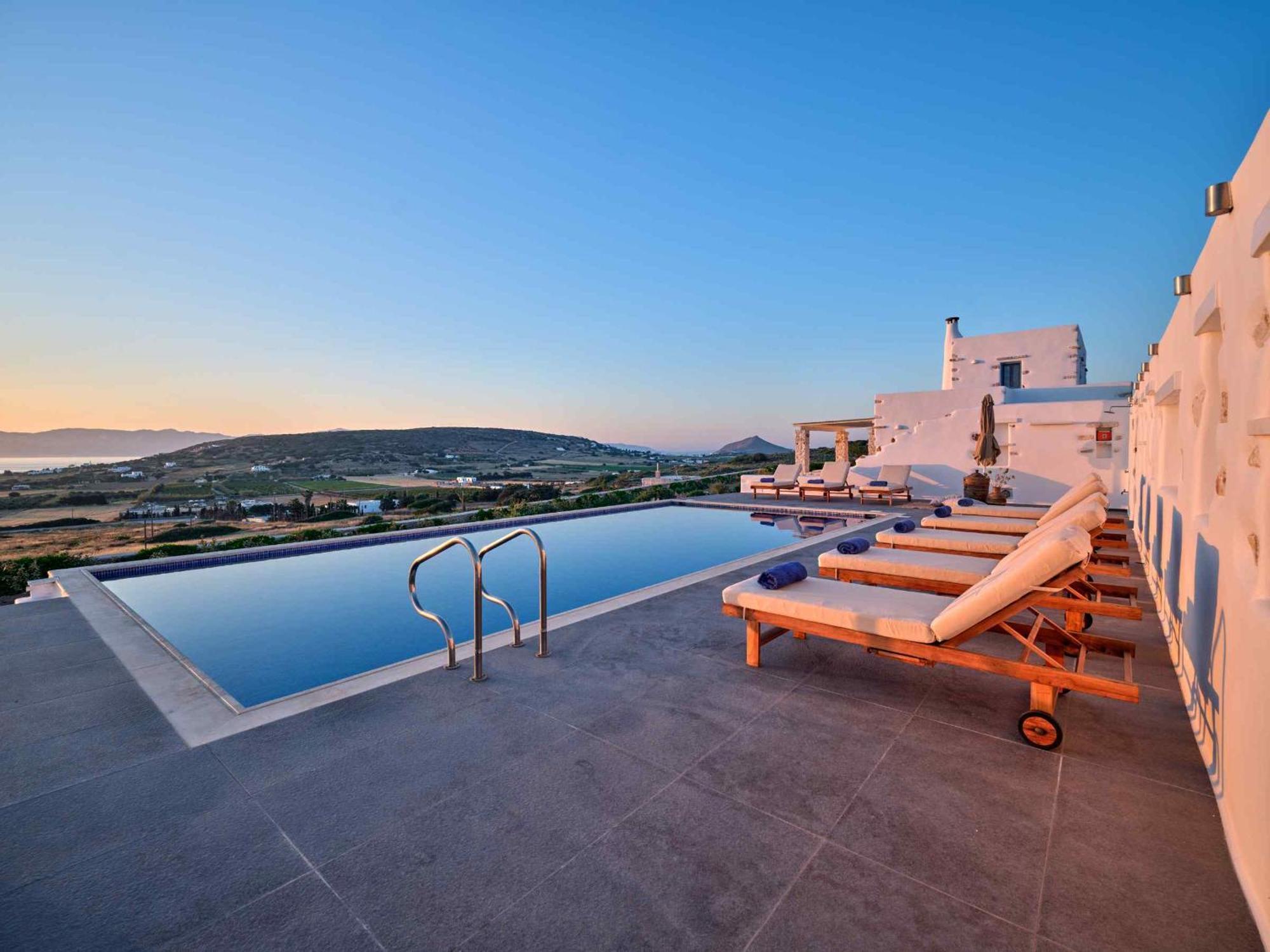 Luxurious Villa Pactia Amazing Pool Isterni  Eksteriør billede