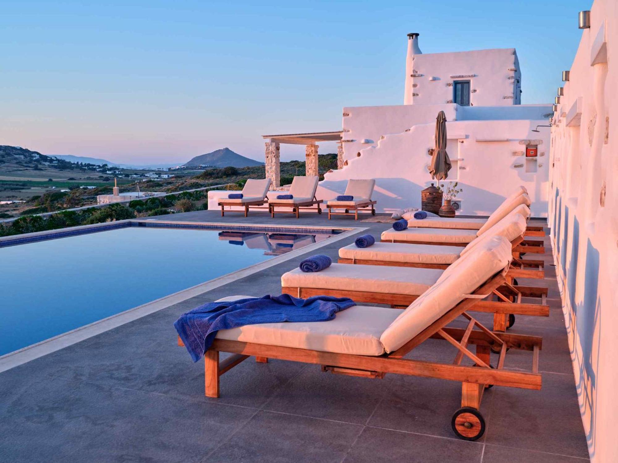 Luxurious Villa Pactia Amazing Pool Isterni  Eksteriør billede